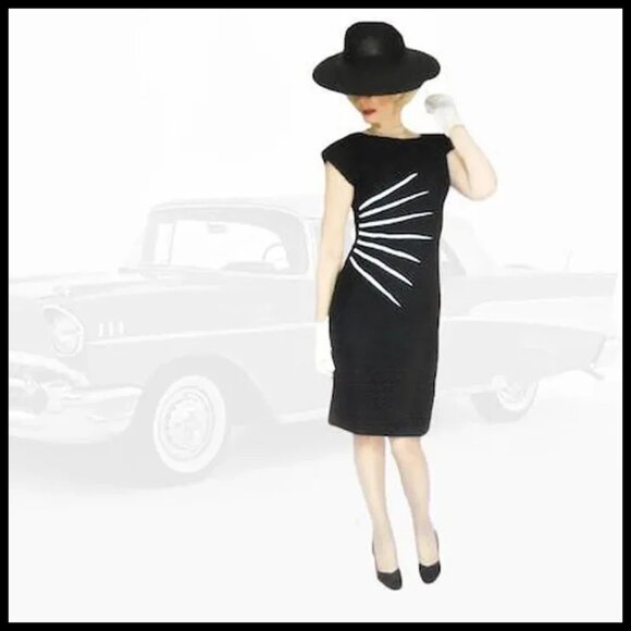 Vintage Black Eyelet Sheath Dress Bodycon Curvy LBD - Picture 7 of 13